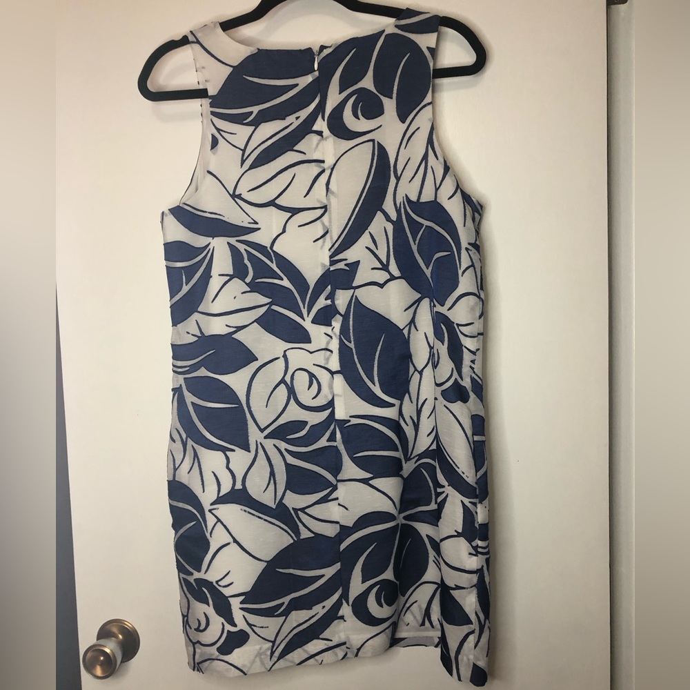 1.State Sleeveless Scoop Neck Dress - Picture 2 of 4